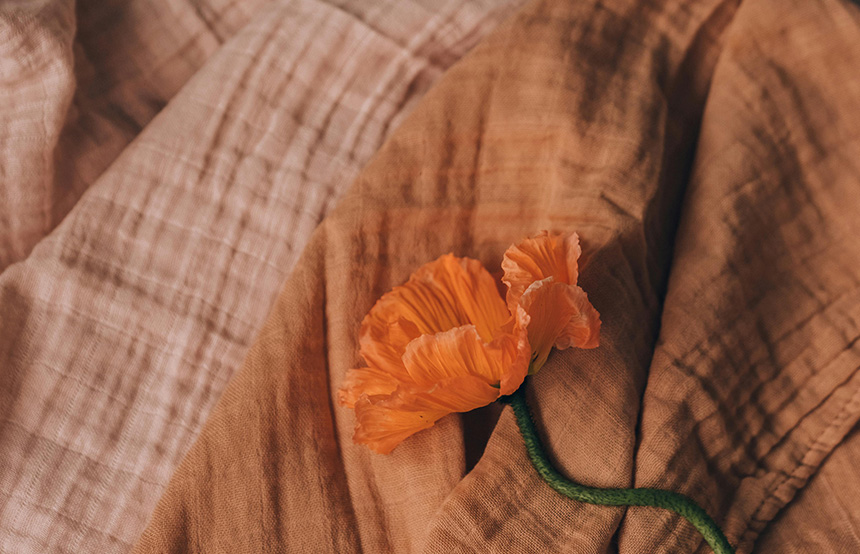 Was ist Musselin? Der zarte Trendstoff für kreative Nähideen 