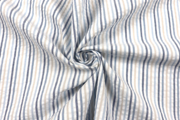 Seersucker-Stoff mit blauen Streifen 