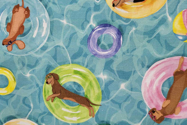 Dekostoff Deluxe - Dackel im Pool 
