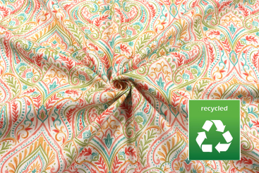 Recycelter Dekostoff mit bunten Ornamenten 