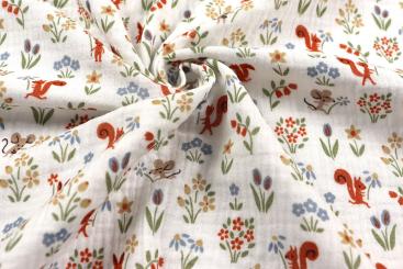 Musselin-Stoff mit Eichhörnchen und Mäusen 