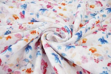 Musselin-Stoff mit Aquarell Blättern 