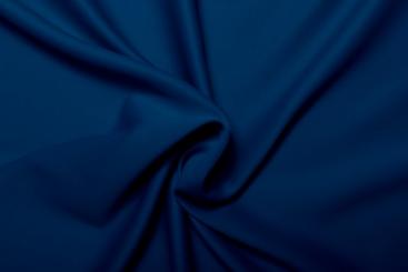 Schwarzblau