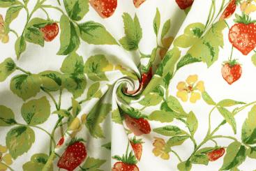 Baumwoll-Köperstoff- Strawberries 