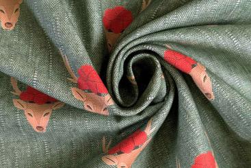 Baumwoll-Dekostoff mit Schwarzwald-Motiv 