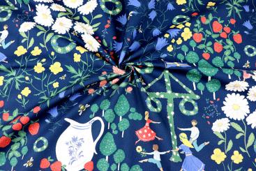 Premium Dekostoff mit skandinavischen Sommerfest 