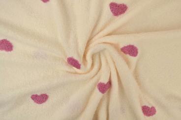 Bestickter Teddy-Stoff mit Herzen 