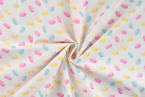 Baumwoll-Stoff mit Macarons 