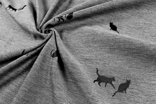 Jacquard Dekostoff mit schwarzen Katzen 