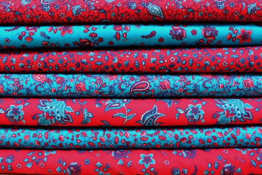 Bastel-Patchwork-Paket / Stoffpaket - Blüten - Rot/Blau 