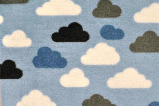 Wende-Kuschelfleece - Clouds and Raindrops  - Blau 
