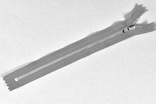 YKK-Metall-Reißverschluss silber - nicht teilbar - 20 cm Hellgrau