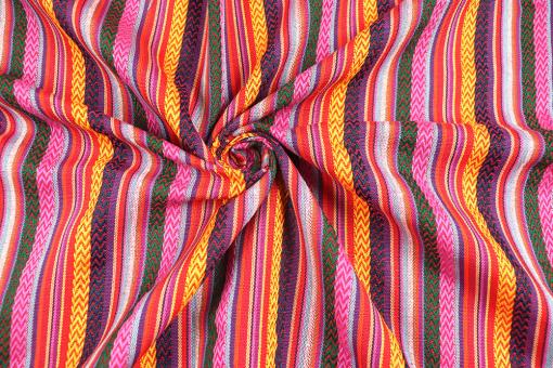 Jacquard mit Ethno-Streifen - Style 2 