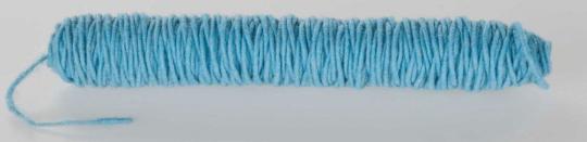 Wollkordel gefilzt 5 mm stark - Jutekern - 55 m-Rolle Hellblau