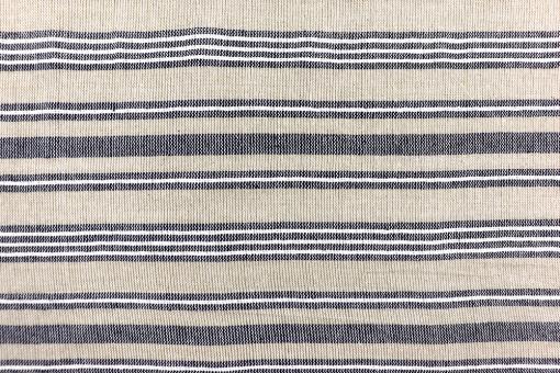 Baumwollstoff mit beigen Webstreifen 