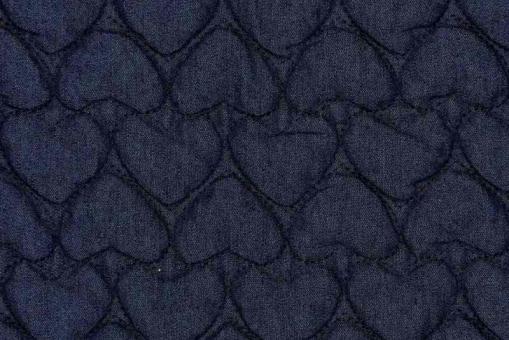 Gesteppter Jeansstoff mit Herzen 