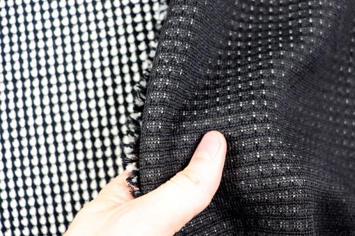 Klassischer Strickstoff - Black and White 