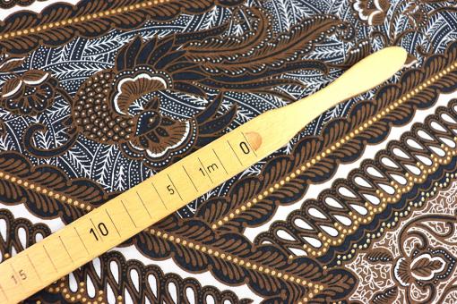 African Waxprint Style - Braun 