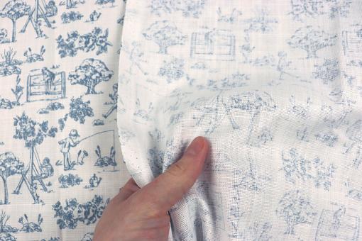 Baumwollstoff mit spielerischem Toile de Jouy 